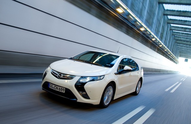 Opel Ampera (6).jpg